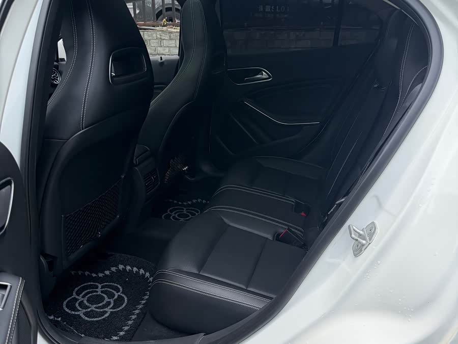 Mercedes-Benz GLA 2016 — фото 10