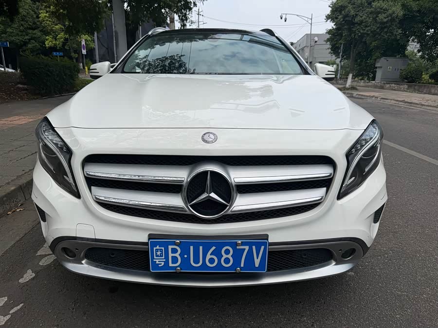 Mercedes-Benz GLA 2016
