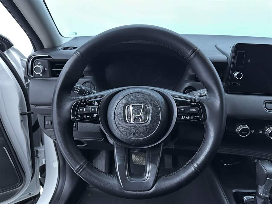 Honda Vezel 2023 — фото 16