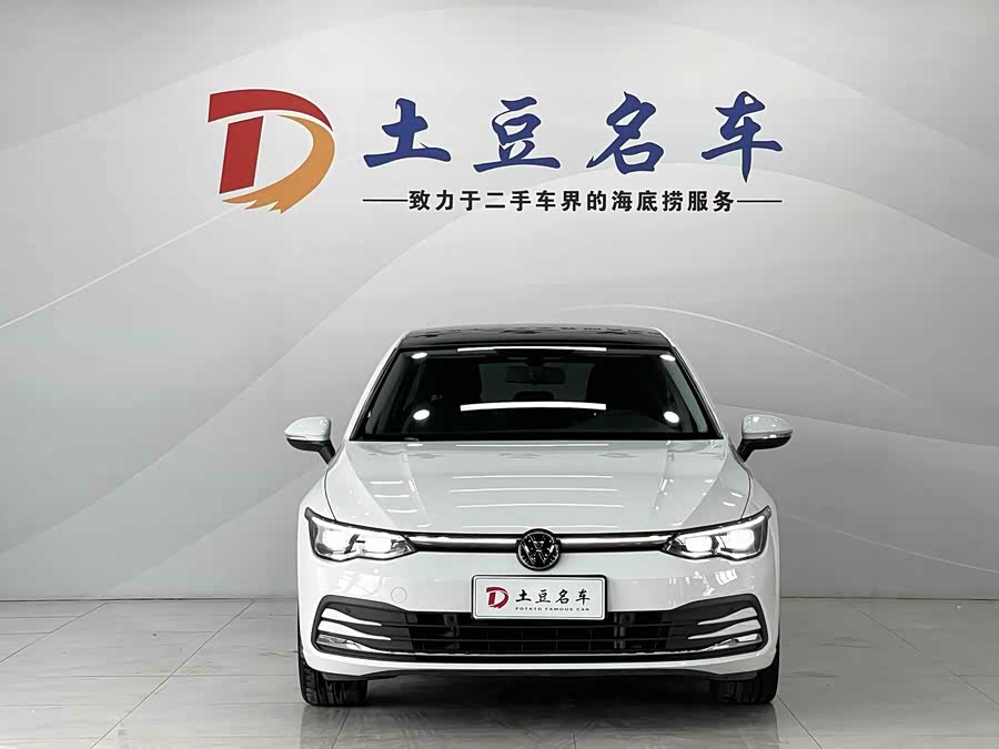 Volkswagen Golf 2021
