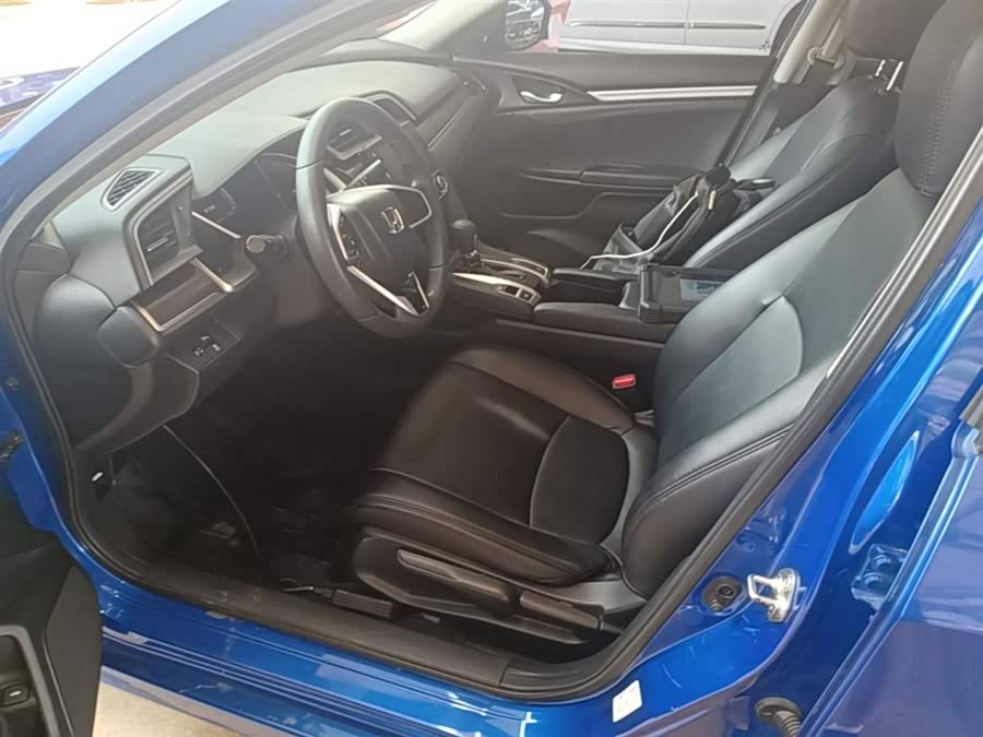 Honda Civic 2016 — фото 15
