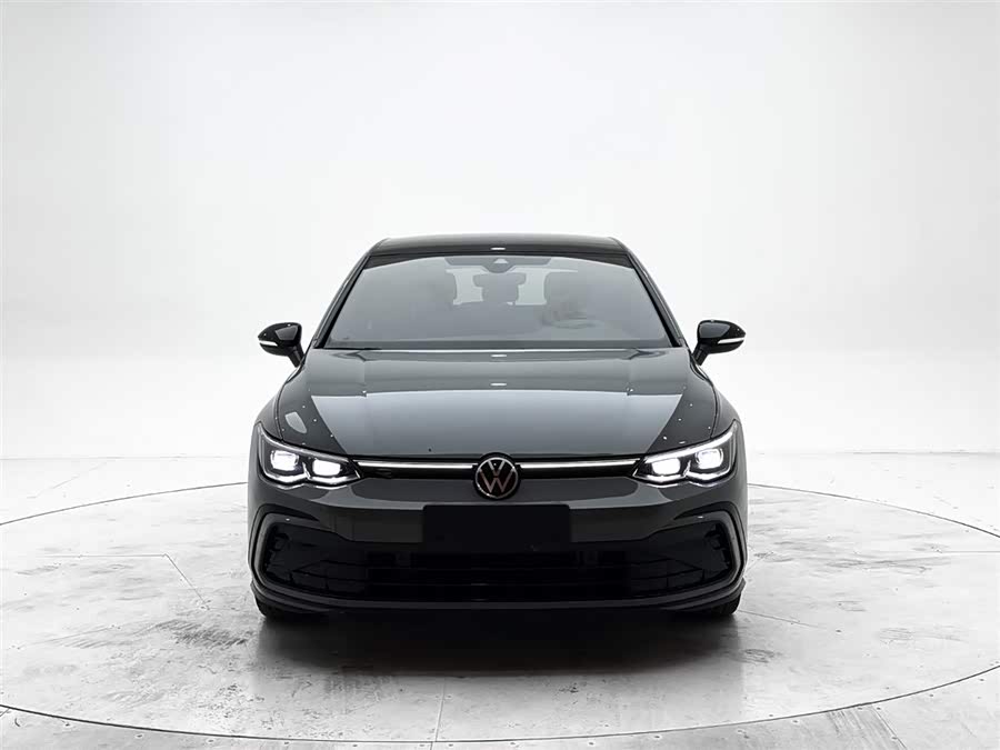 Volkswagen Golf 2021