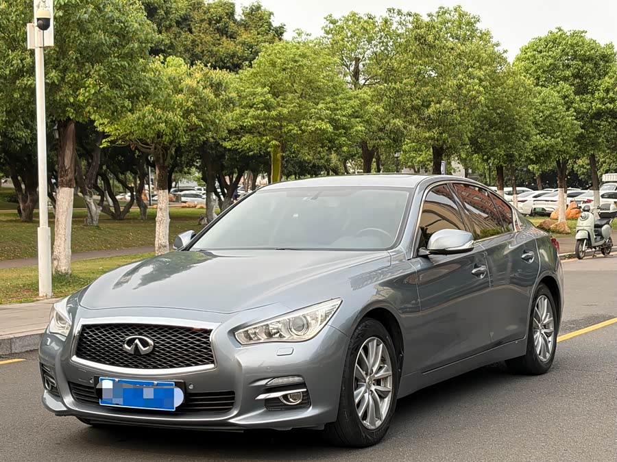 Infiniti Q50 2014