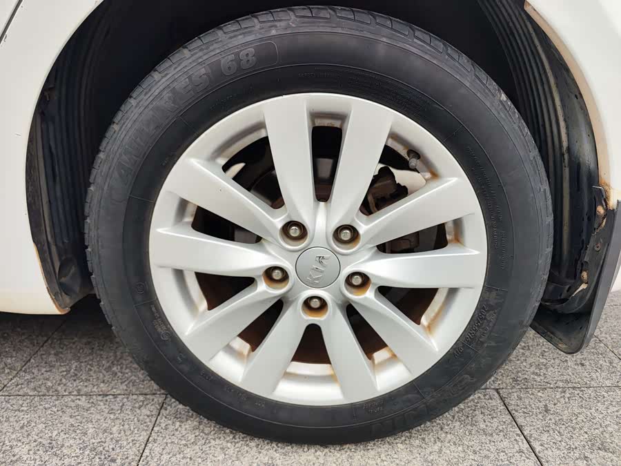 Kia K3 2013