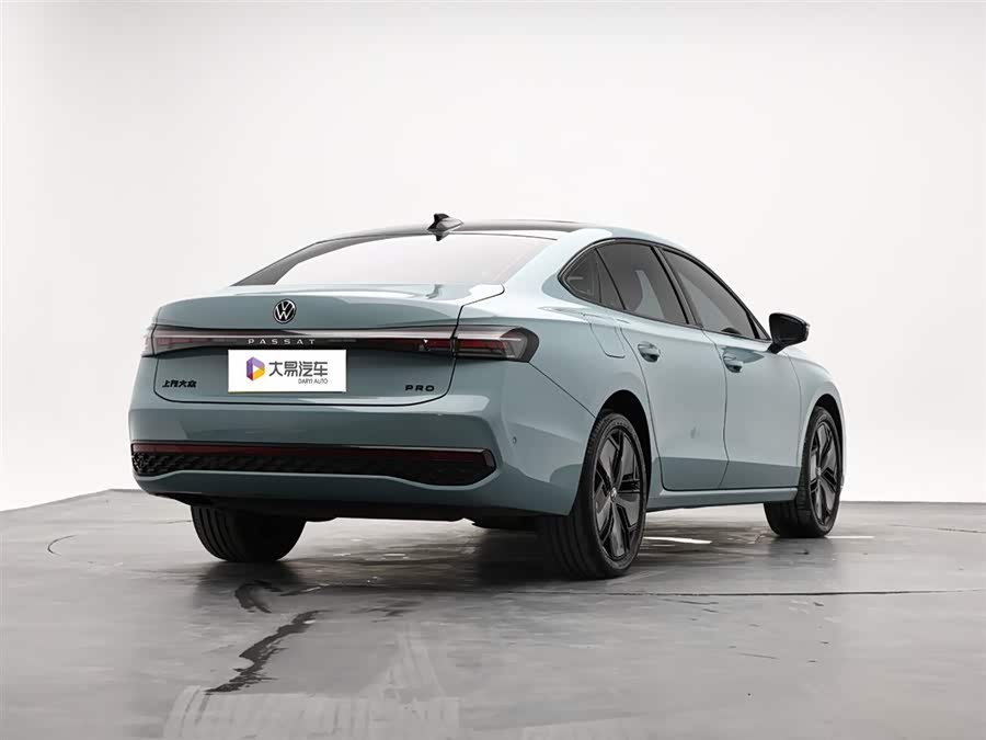 Volkswagen Passat 2025