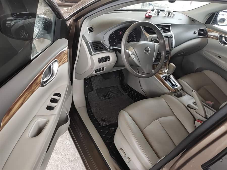 Nissan Sylphy 2014 — фото 16