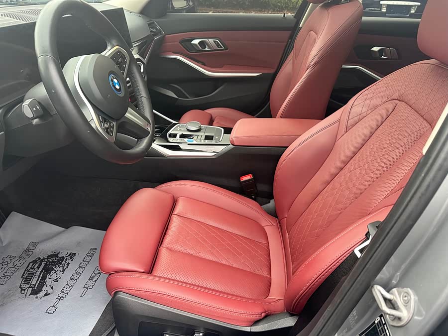 BMW i3 2024