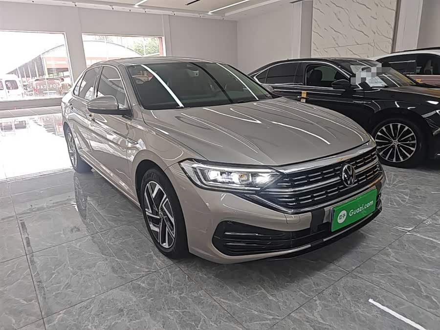 Volkswagen Sagitar 2023