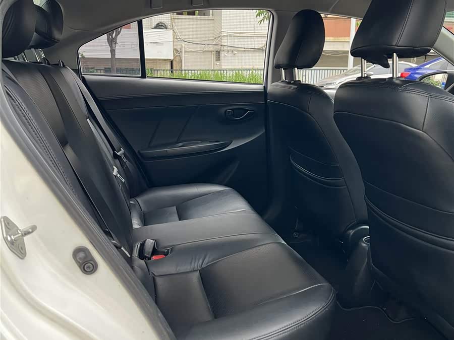 Toyota Vios 2016 — фото 10