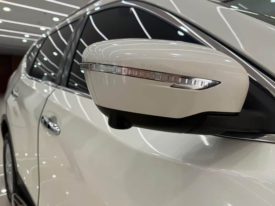 Nissan X-Trail 2015 — фото 11