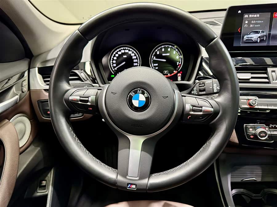 BMW X1 2022 — фото 15