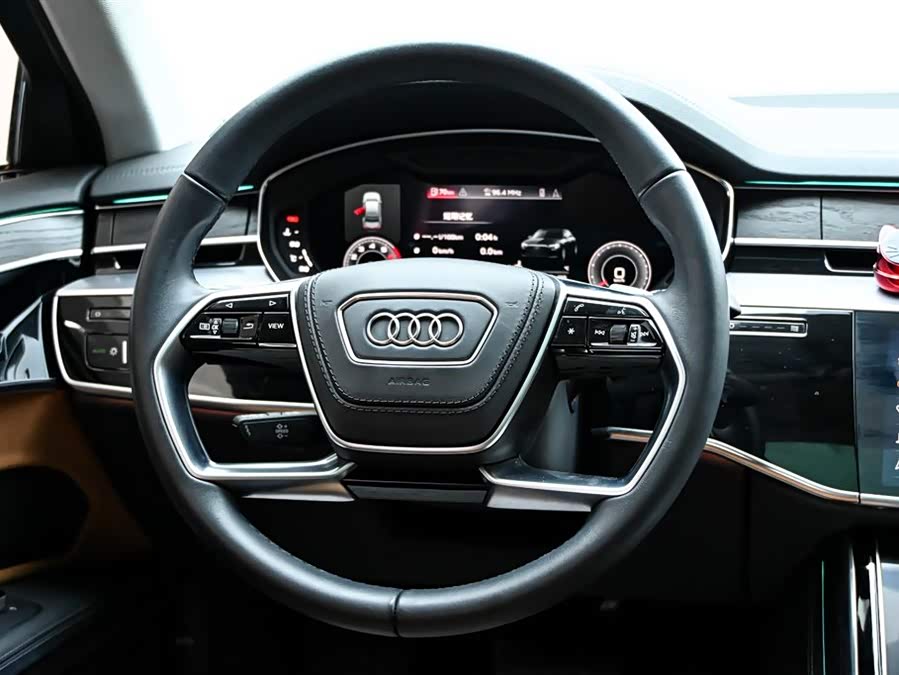 Audi A8 2024 — фото 19