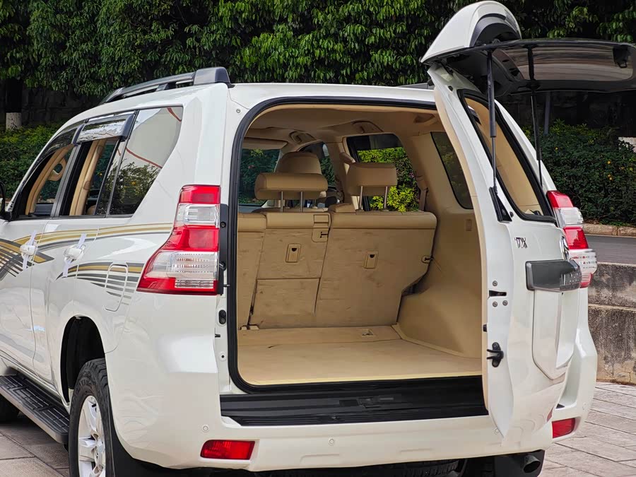 Toyota Prado 2014