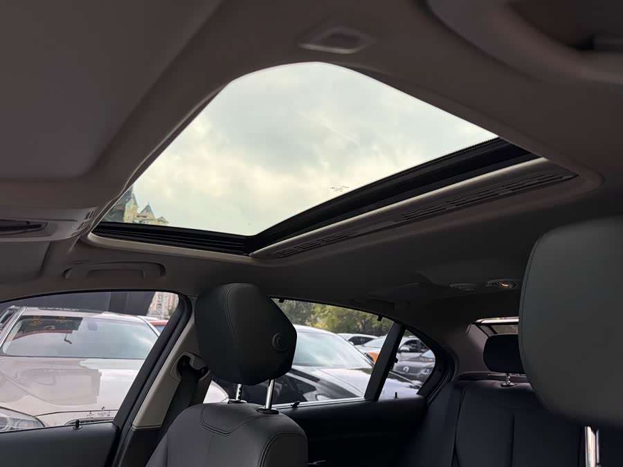 BMW 3 Series 2015
