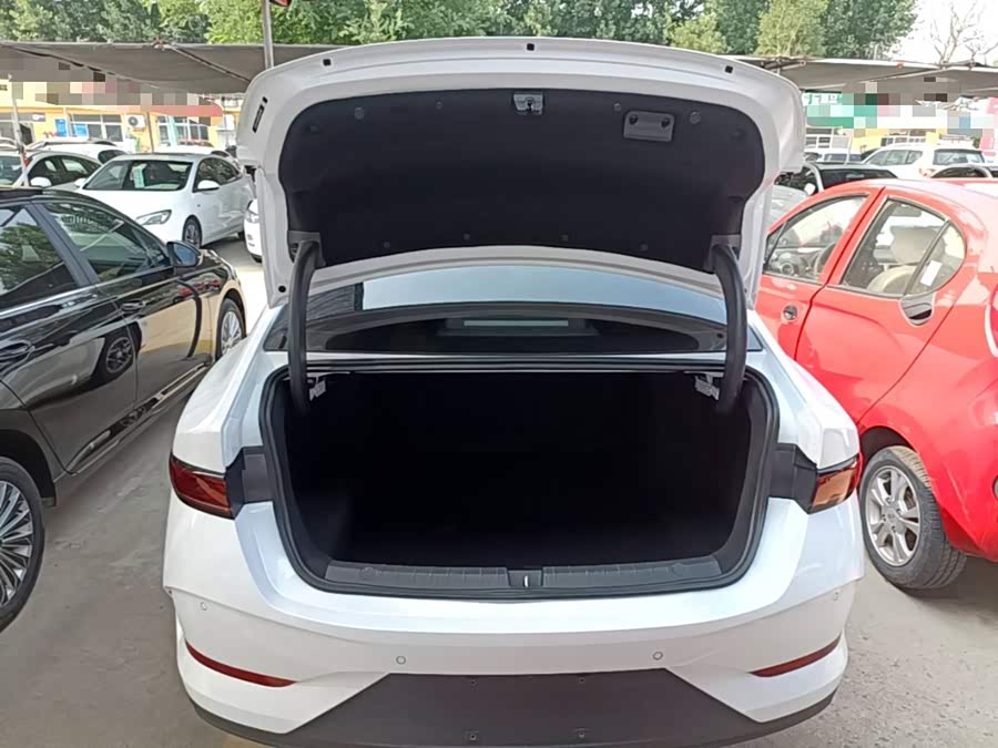 BYD Qin PLUS 2025 — фото 19