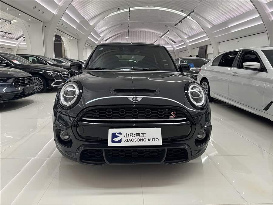 MINI MINI 2021