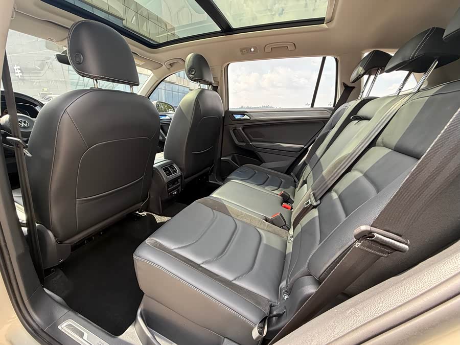 Volkswagen Tiguan L 2021