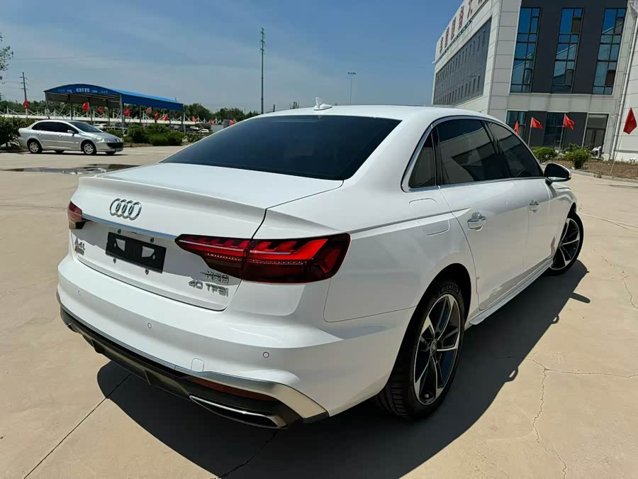 Audi A4L 2023