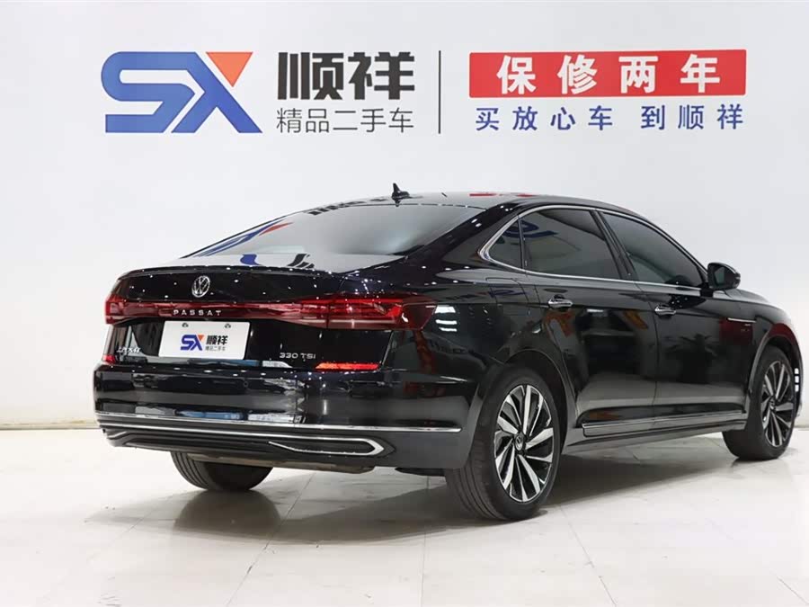 Volkswagen Passat 2023