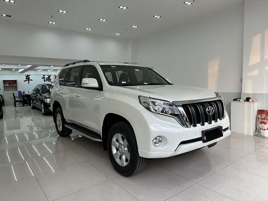 Toyota Prado 2016
