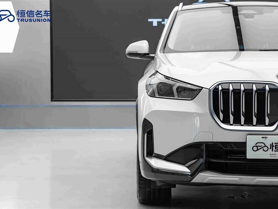 BMW X1 2024 — фото 8
