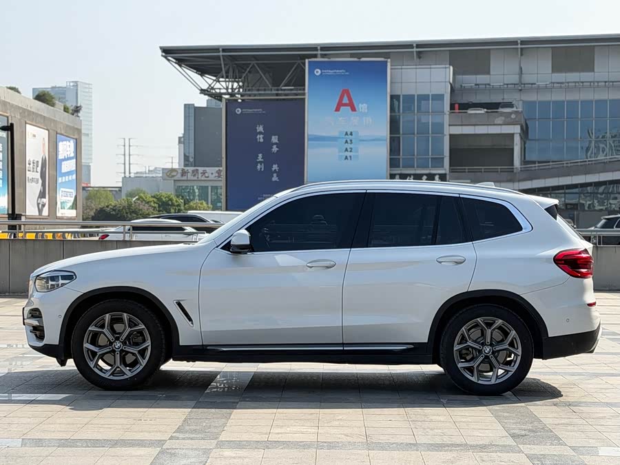 BMW X3 2020 — фото 8