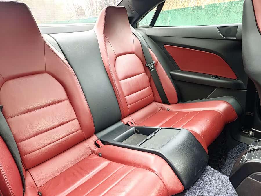 Mercedes-Benz E-Class 2012