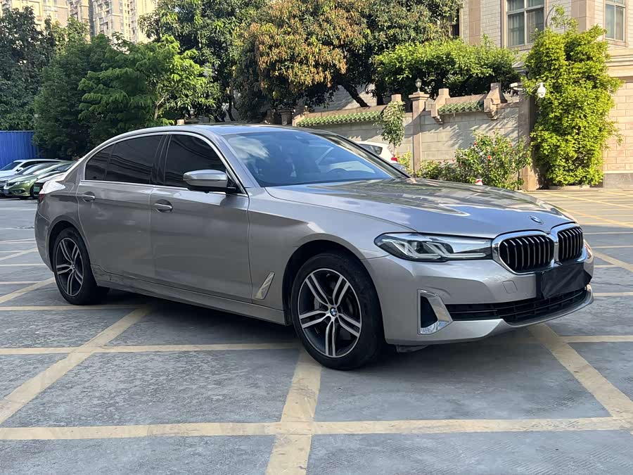 BMW 5 Series 2021