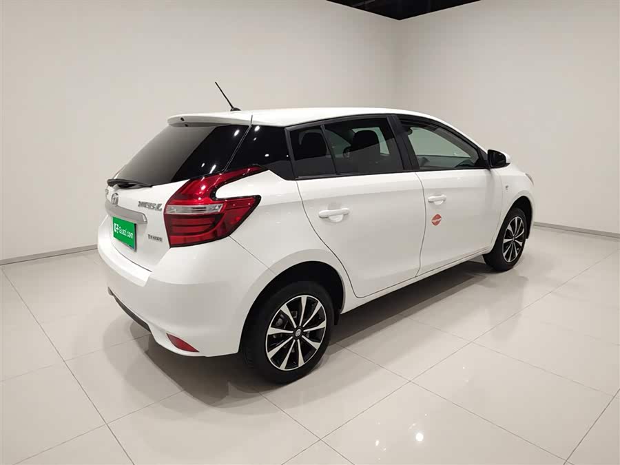 Toyota Yaris L 2016