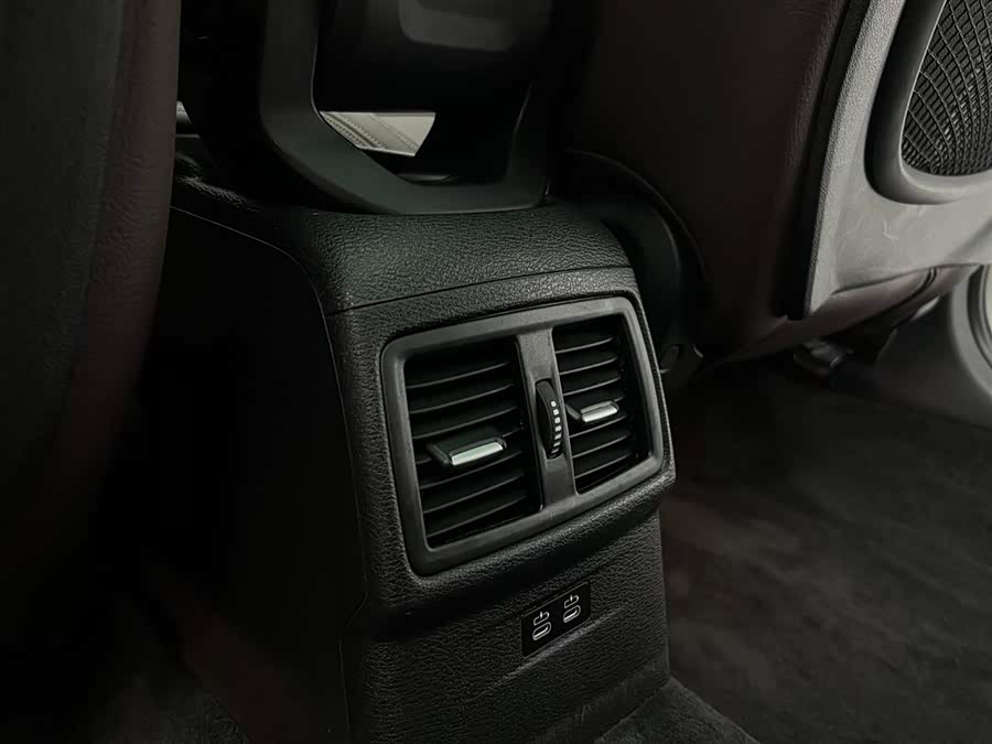 BMW X1 2022 — фото 18