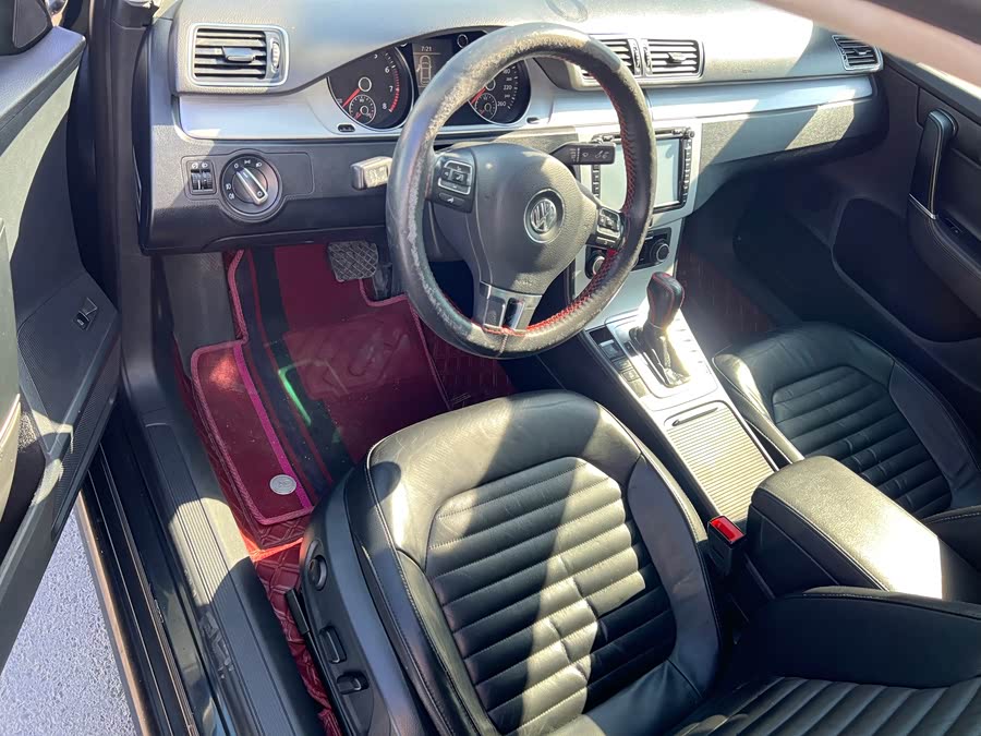 Volkswagen Magotan 2013