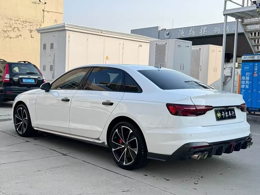 Audi A4L 2020