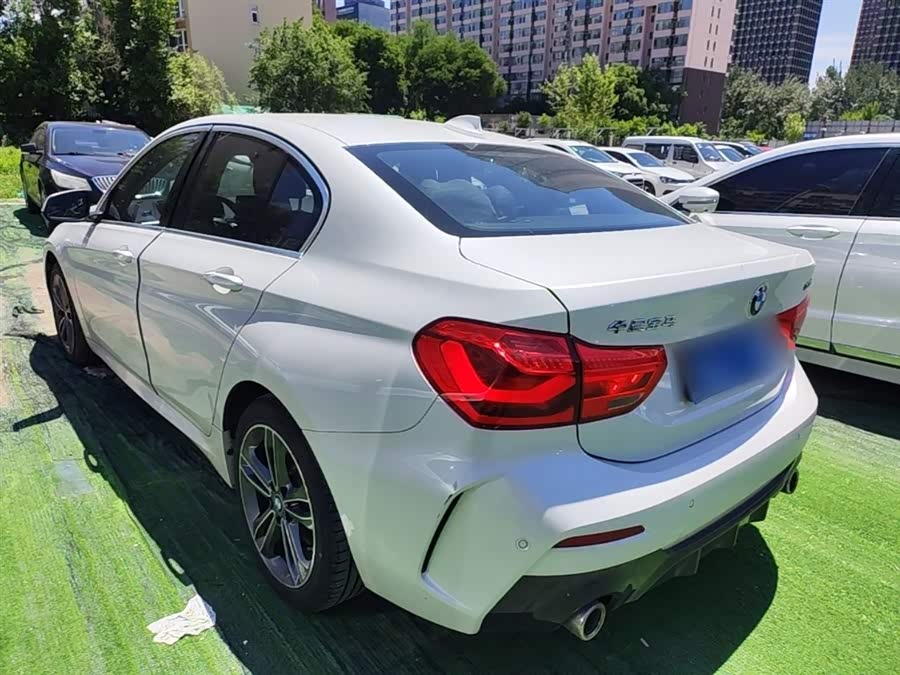 BMW 1 Series 2021