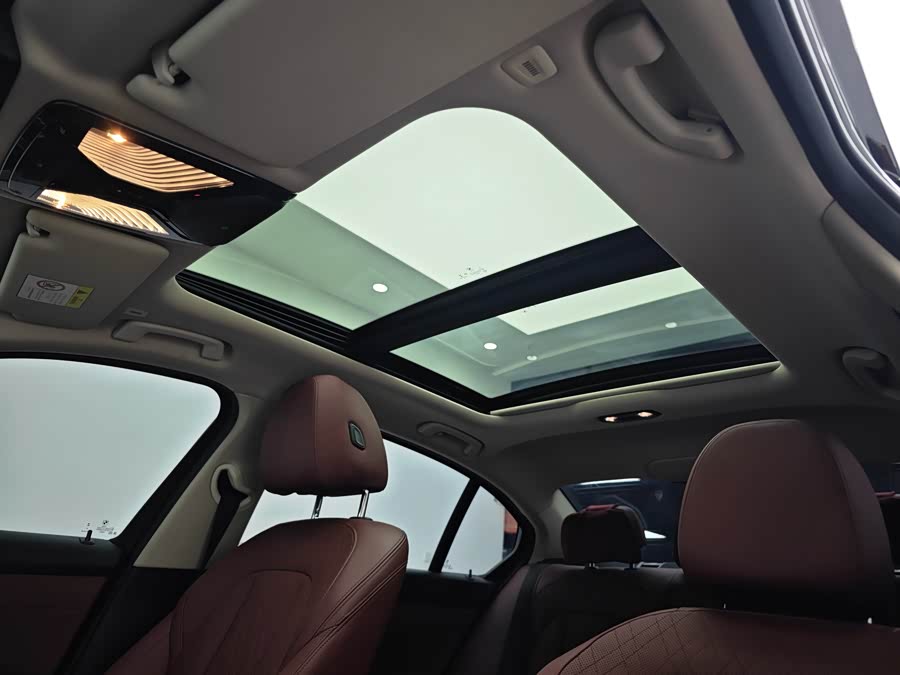 BMW i3 2022 — фото 18
