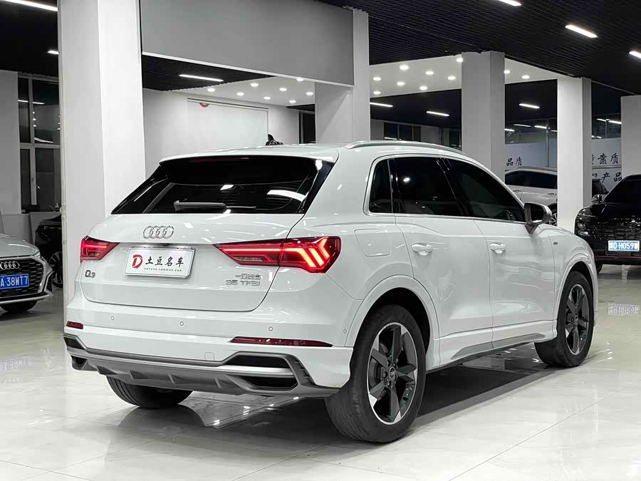 Audi Q3 2022