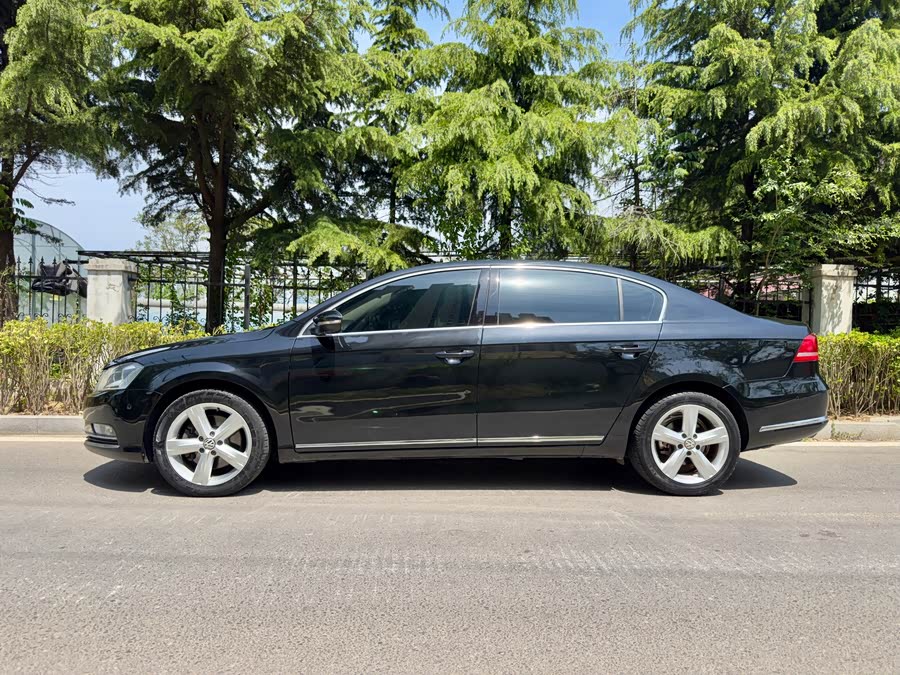 Volkswagen Magotan 2013