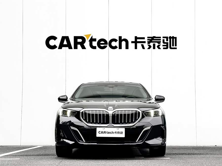 BMW 5 Series 2024