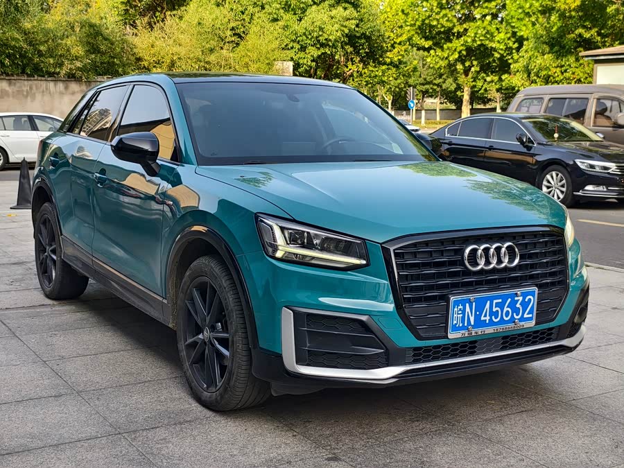 Audi Q2L 2018