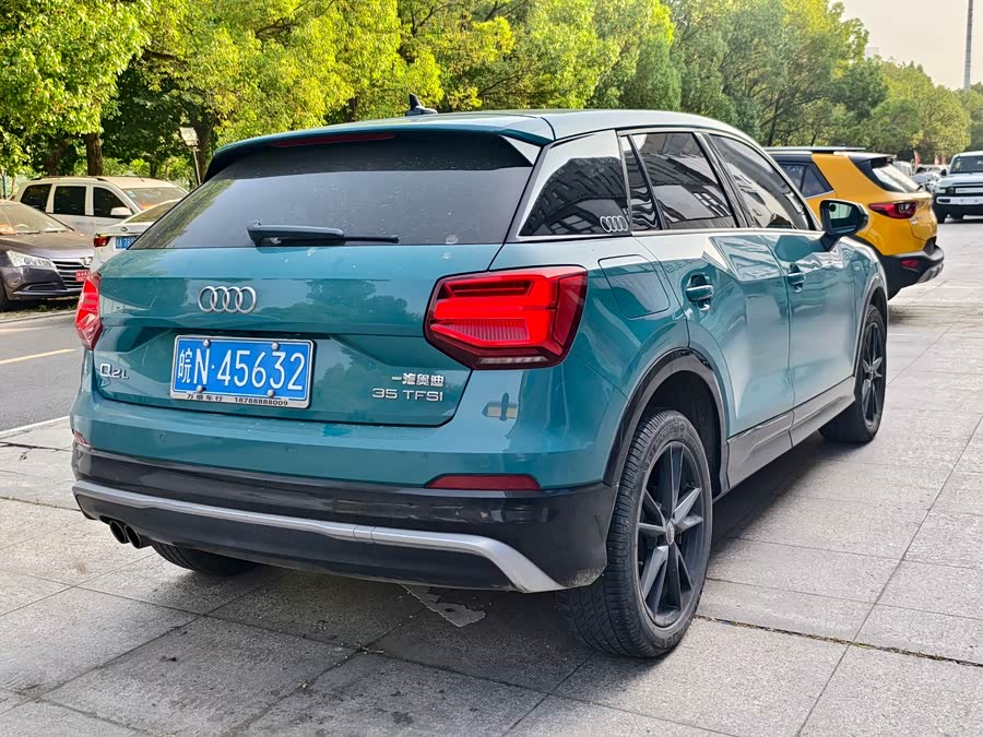 Audi Q2L 2018 — фото 9