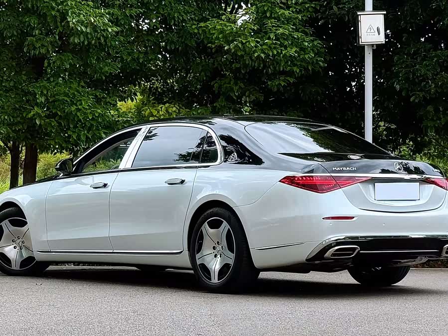 Mercedes-Benz Maybach S-Class 2023