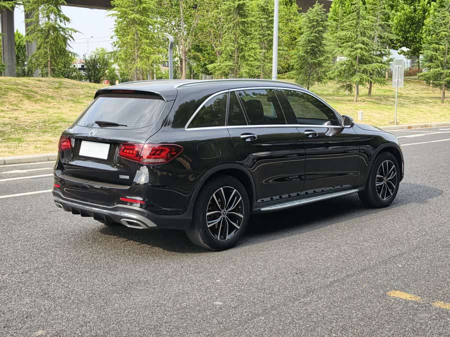 Mercedes-Benz GLC 2021