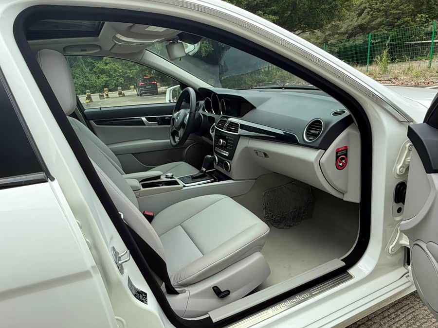 Mercedes-Benz C-Class 2013 — фото 11