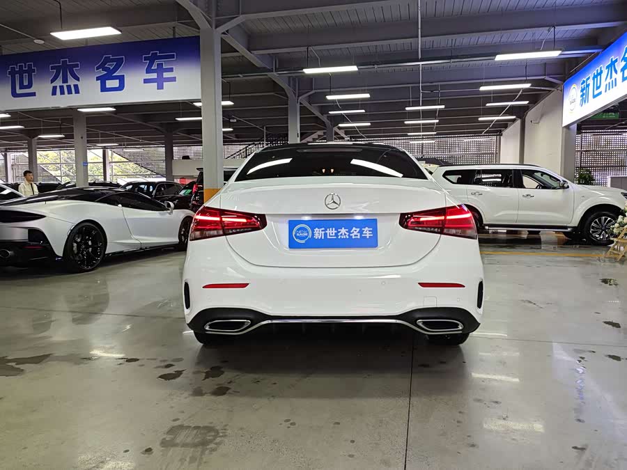 Mercedes-Benz A-Class 2021 — фото 15