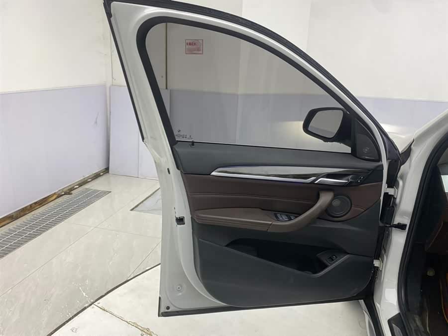 BMW X1 2022 — фото 16