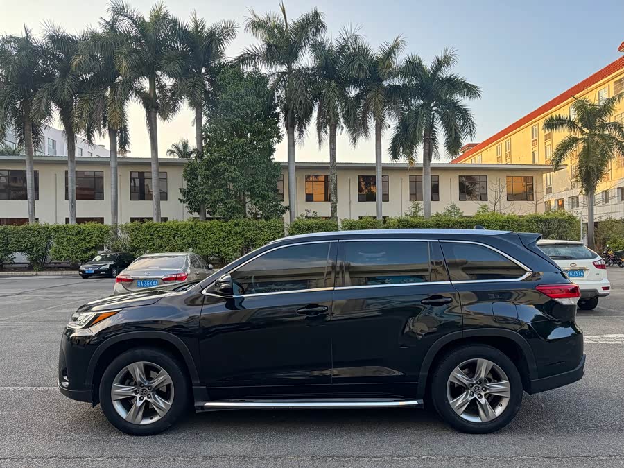 Toyota Highlander 2018