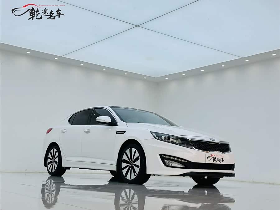 Kia K5 2011