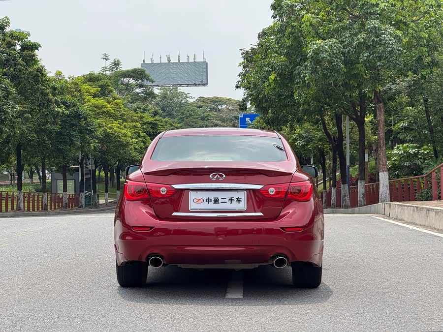 Infiniti Q50 2014