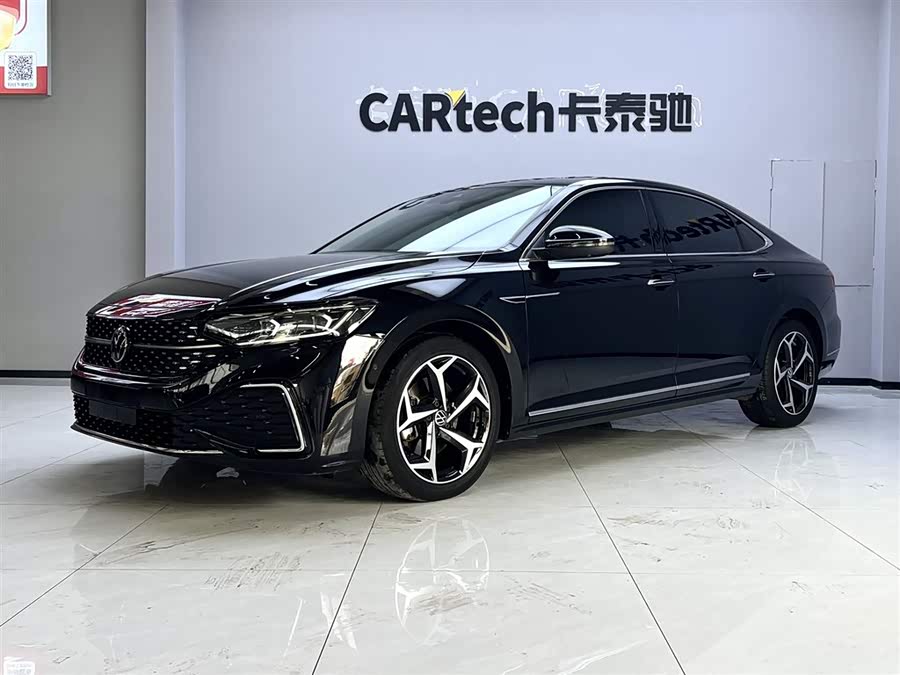 Volkswagen Passat 2023