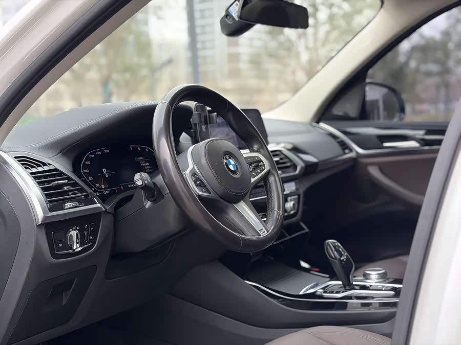 BMW X3 2020 — фото 21