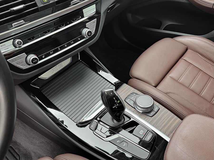BMW X3 2020 — фото 13